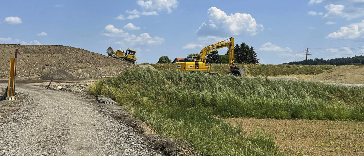 Benerz Ruchegg Deru Hero 01